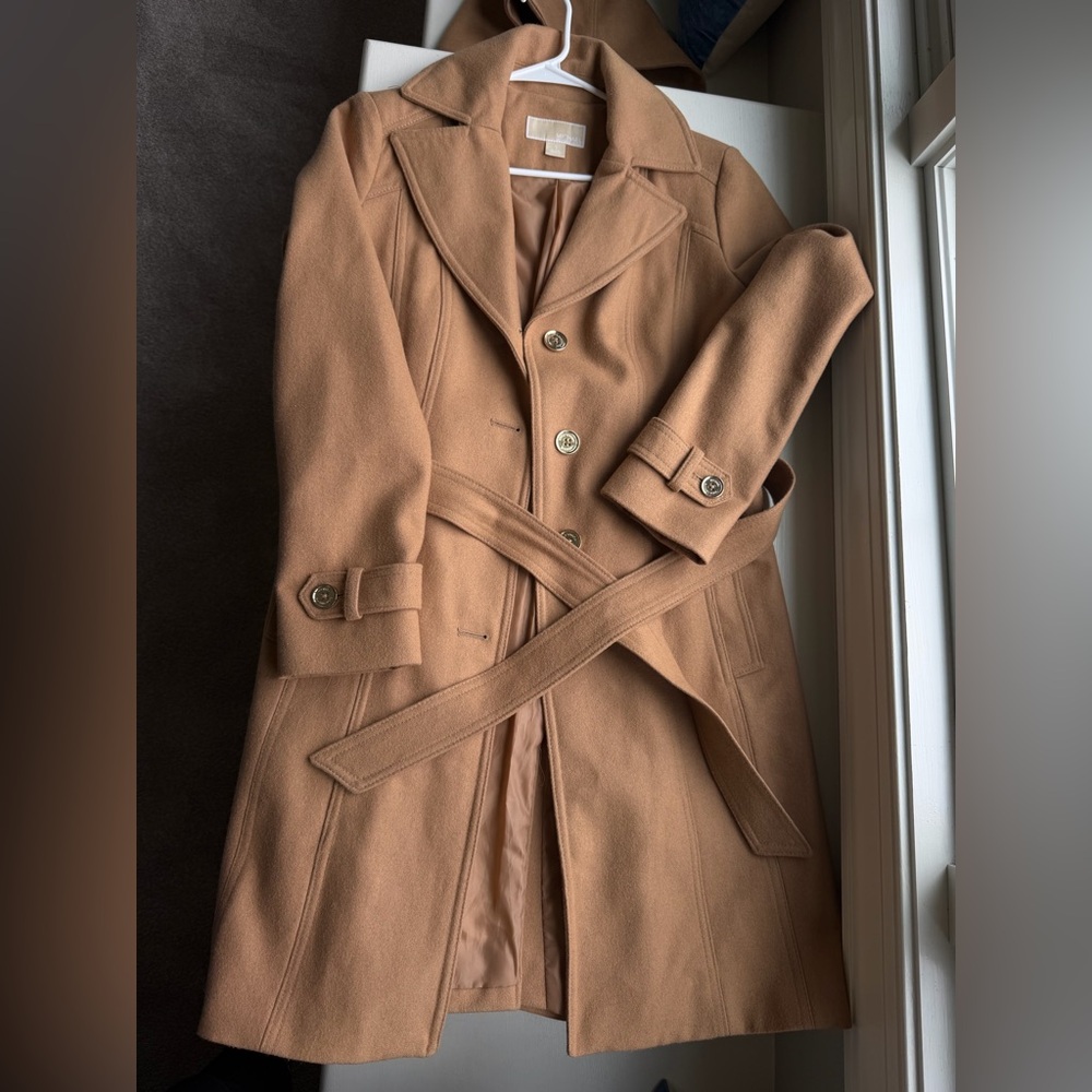 Michael Kors camel trench coat sz Small